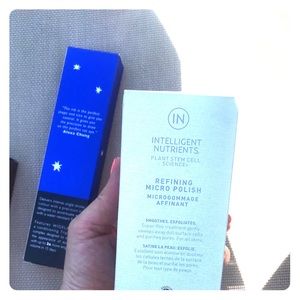 Intelligent Nutrients Refining micropolish exfolia